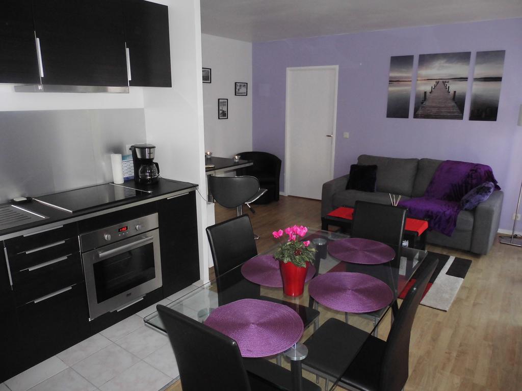 Briget Apartment شيسي المظهر الخارجي الصورة